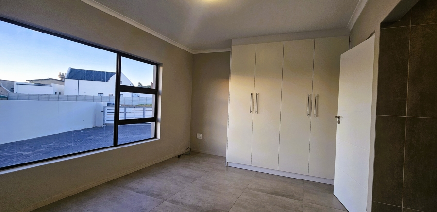 5 Bedroom Property for Sale in Myburgh Park Western Cape